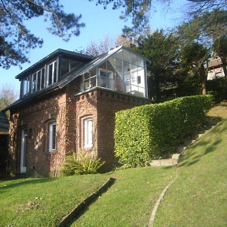 אטרטאט Gite La Petite Maison מראה חיצוני תמונה
